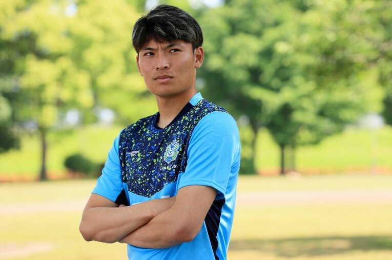 Jリーグで得点ランク3位タイの8ゴールをあげている湘南ベルマーレのFW町野修斗 ／ photograph by Shigeki Yamamoto