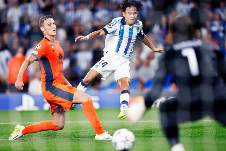 「タケはゴレアドール（点取り屋）だ！」“TAKEユニ少年”の久保建英評…初CLにリーガ6戦4発「ソシエダサポの愛と期待」は高まるばかり(14)