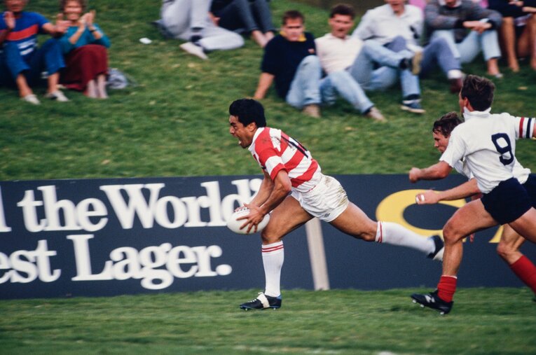 後に初の海外出身日本代表選手として活躍するノフォムリ・タウモエフォラウ。最初はまさかの「ソロバン留学生」だった ／ photograph by AFLO