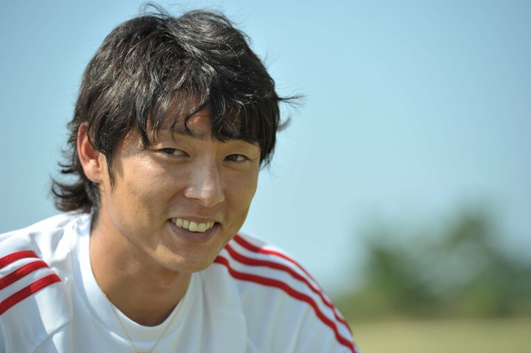 リハビリコーチ時代の斉藤和巳　©BUNGEISHUNJU