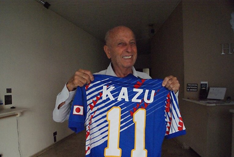 カズ20歳、ブラジルでの洗礼と栄誉。必殺ドリブルと“日本のガリンシャ”。(2)