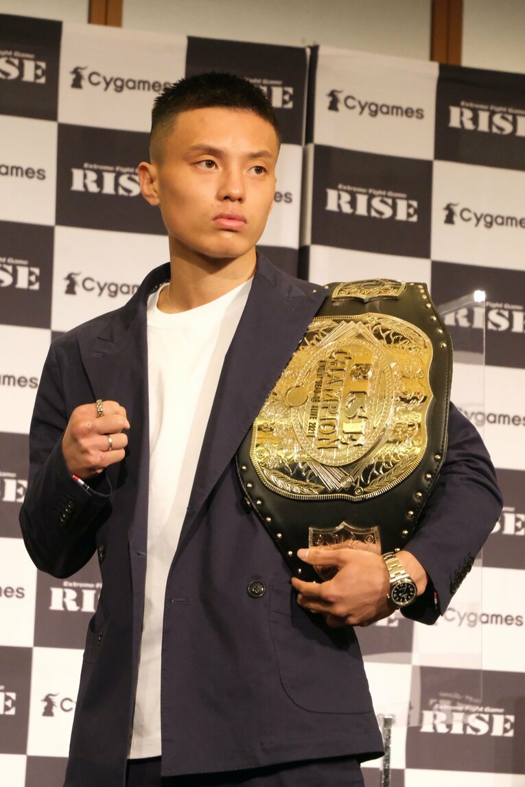 那須川天心のRISE卒業試合、“親子喧嘩”大苦戦の収穫とは？ 6.19武尊戦「何が何でも勝つ」発言から読み解く、大一番の戦術(41)