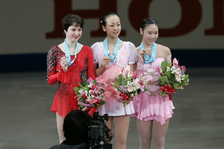 直前のGPファイナルでも優勝していた浅田真央。一層「浅田を五輪代表に」という世間の声が強くなった　©Takuya Sugiyama