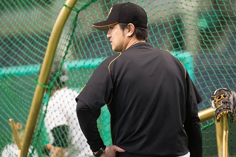 「長嶋茂雄=高橋由伸」説は本当?監督初年度は最下位&カープの優勝。<Number Web> photograph by Nanae Suzuki