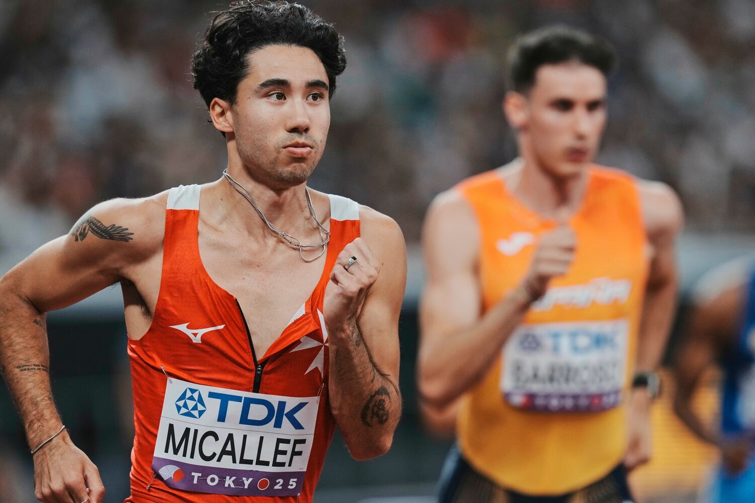 800m走で奮闘したMICALLEF　©AP/AFLO