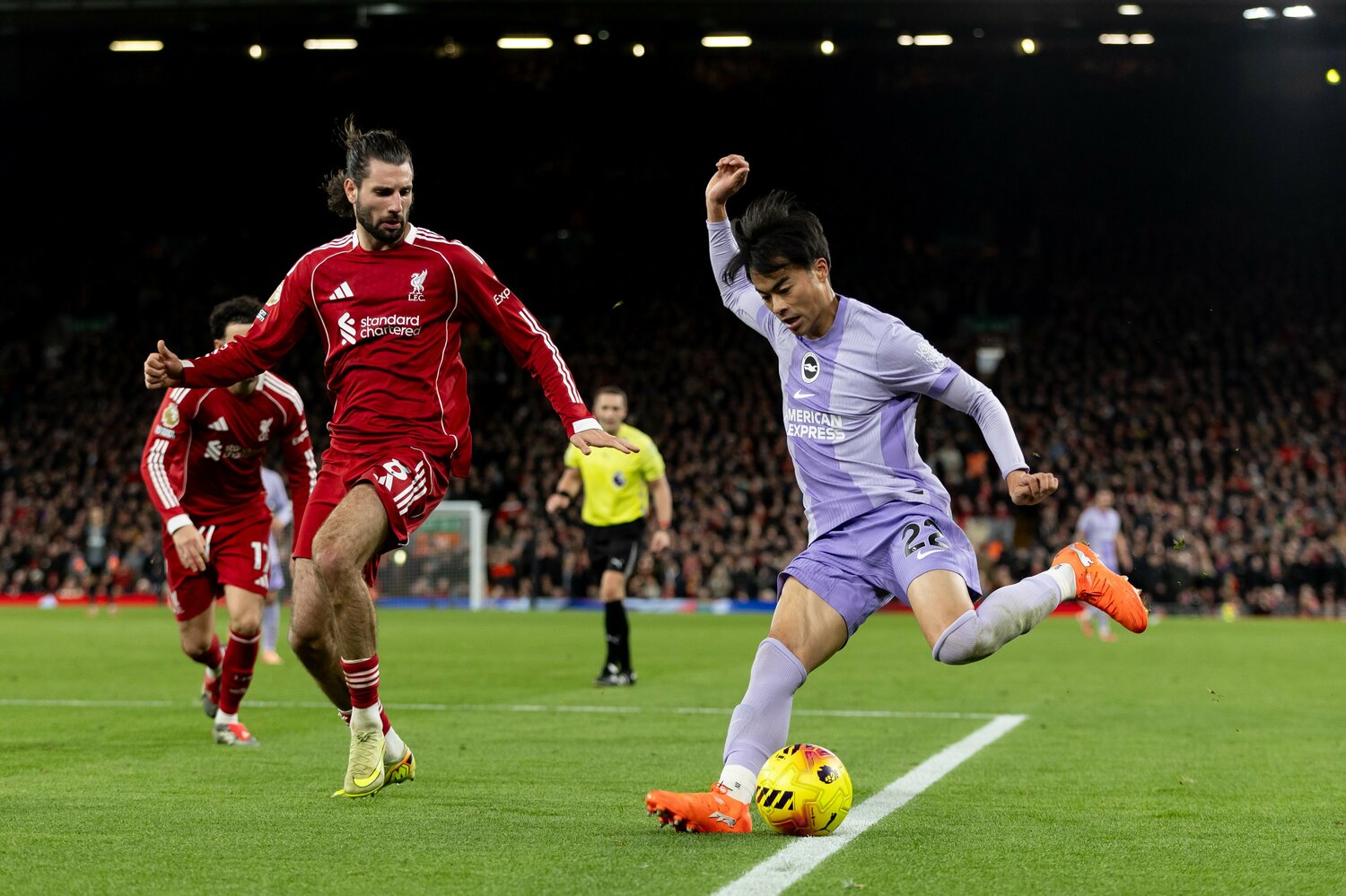 リバプール右SBに入っていたソボスライとマッチアップ ©Getty Images