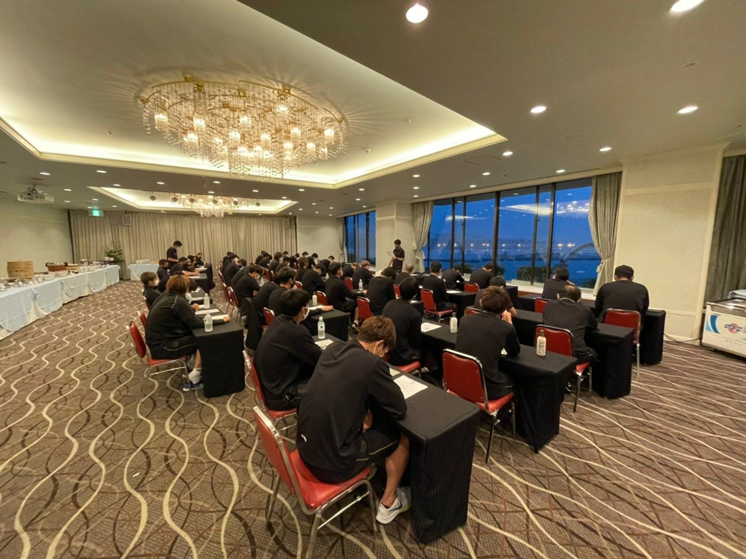 ミーティングルームの様子©F.C.TOKYO