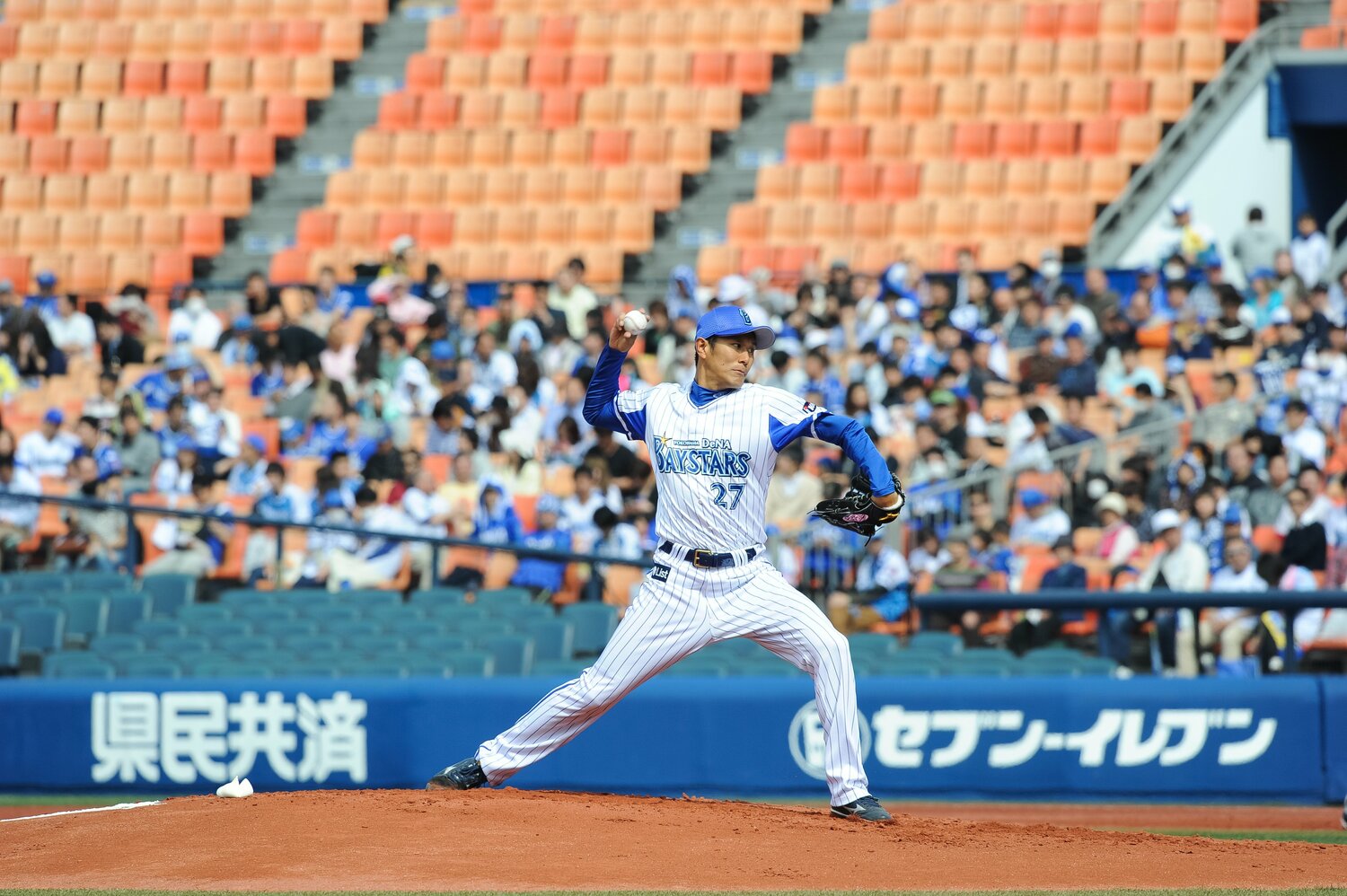 横浜時代の久保。2017年にNPBの舞台からは離れたが、その後も各国で活躍　©BUNGEISHUNJU