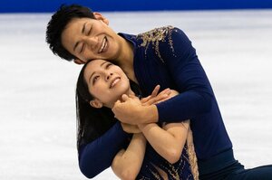 “りくりゅう”が見せた「くしゃくしゃの笑顔とハグ」の舞台裏…怪我からの復活、三浦璃来＆木原龍一を支えたコーチからの言葉「常に強くあれ」