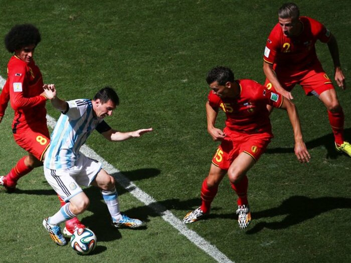 “メッシシステム”影の立役者が負傷。アルゼンチン、不安を抱えた4強進出。＜Number Web＞ photograph by Getty Images