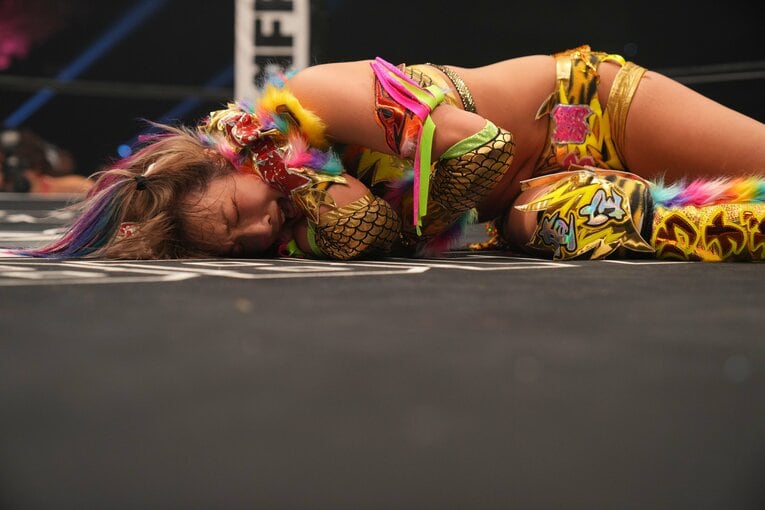 「お前、あの騒動があったのによく来たな」“今のプロレス批判”で炎上した前田日明に、ウナギ・サヤカがモノ申した真意「ぶん殴られようが…」(92)