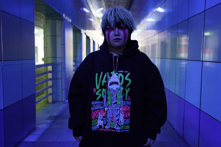 （画像をクリックすると、そのほかの「撮りおろしフォト」もご覧になれます）