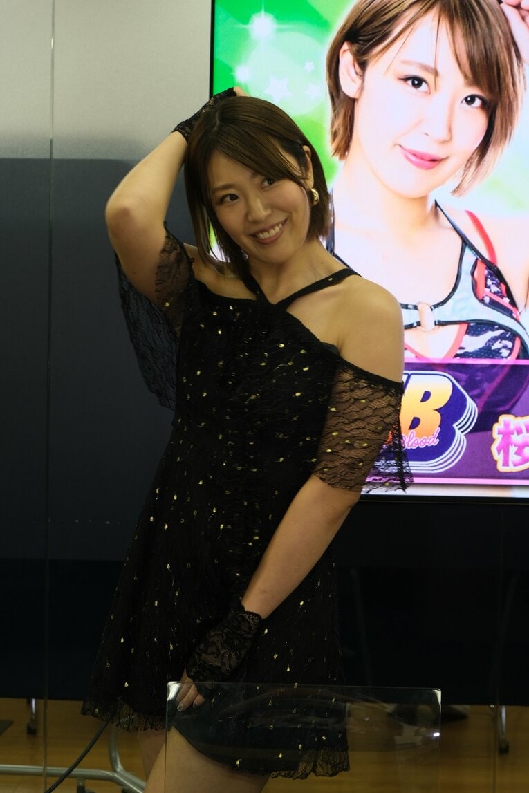 「フェリス卒のお嬢様vsセクシー女優」は熱戦に…スターダム人気女子レスラー・桜井まいの色気と狂気「私は“大人の魅力”で勝負できる」(52)