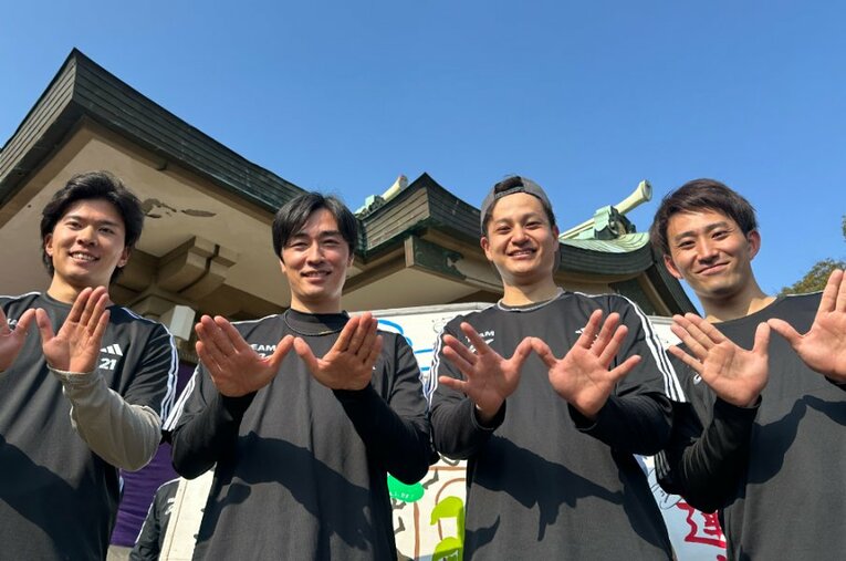 レジェンドの魂は後輩たちが受け継いでいく ／ photograph by Chiba Lotte Marines