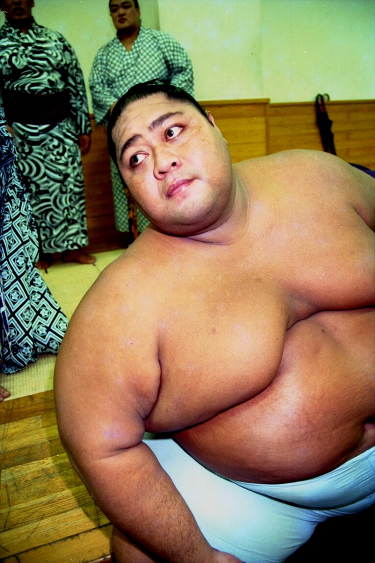 アメフトではオフェンスラインマンとして活躍した小錦。ハワイ州の代表選手にもなった ©︎BUNGEHI SHUNJU