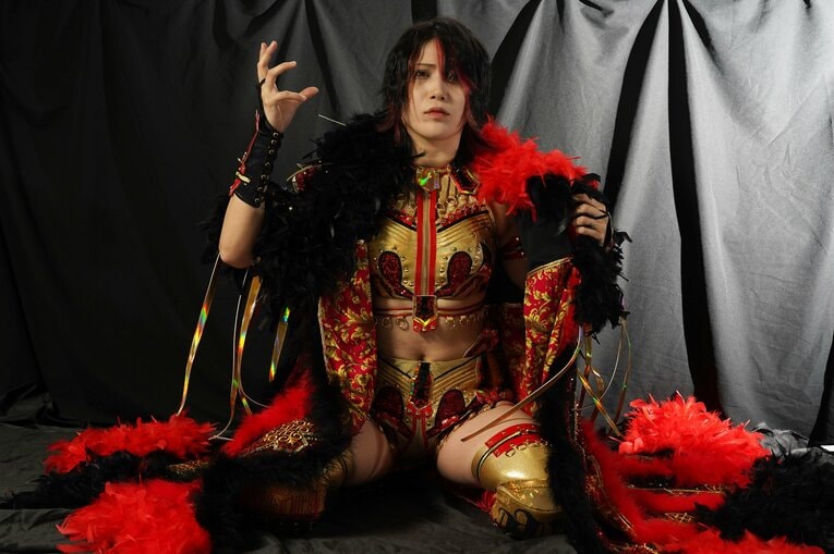 「林下詩美は強い。そのイメージを取り戻したい」王座陥落から1年弱…“カッコいい女”はスターダムの頂に返り咲けるのか《特別グラビア》(37)