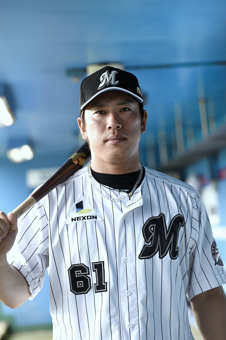 若き日の角中　©︎Naoya Sanuki