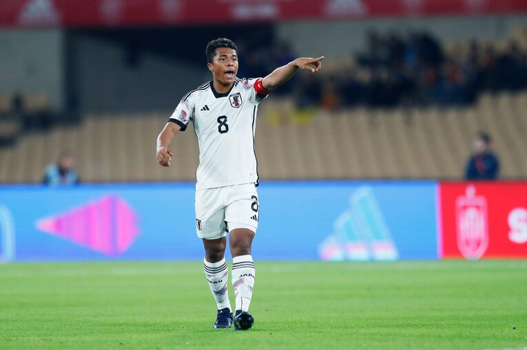 W杯前に日本人カメラマンが撮ったU-21スペインvs日本「リアルな実力差」ハイプレス空転の完敗を“未来予測”にしないためには… (16)