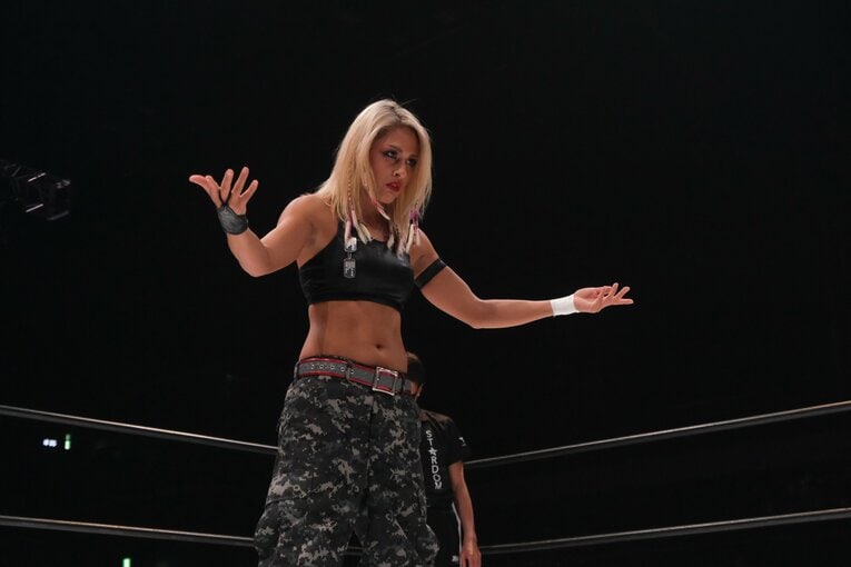 タイトルマッチは“朱里との作品”だった…新王者・ジュリアはスターダムをどう“引っかき回す”のか？ 異例のアピール「全員覚悟しとけよ！」(80)