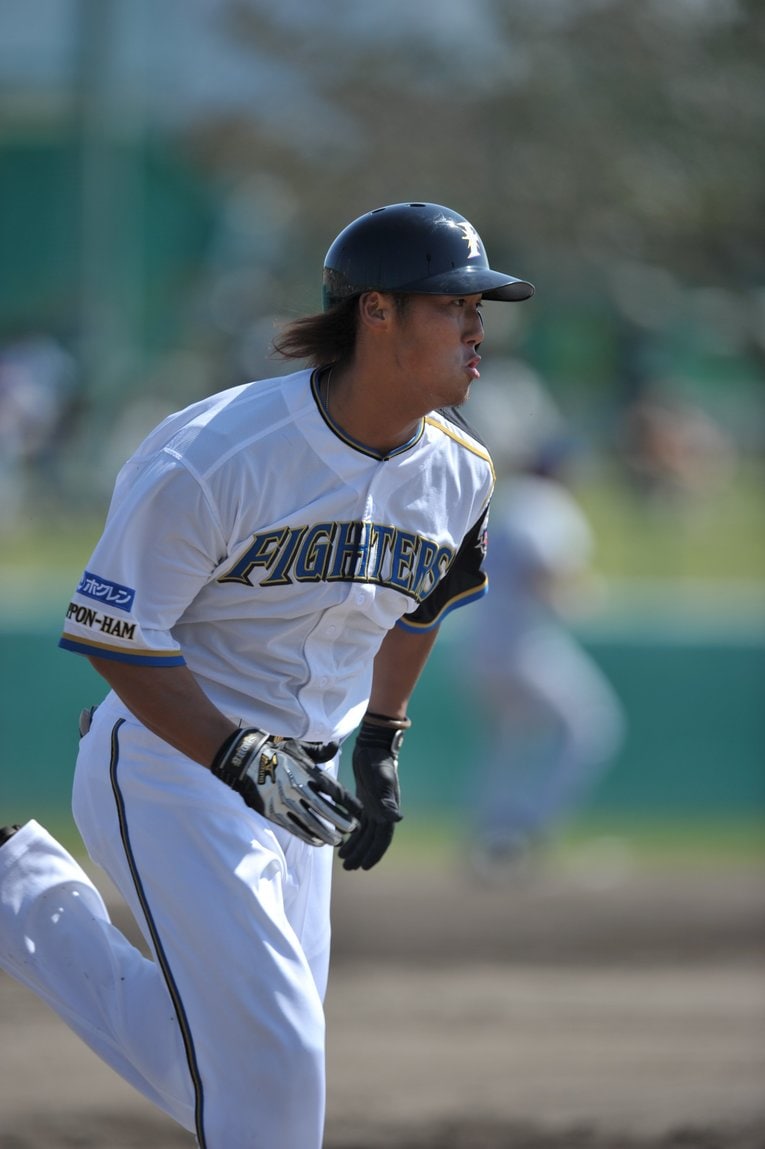 若手時代の中田翔　©Sports Graphic Number