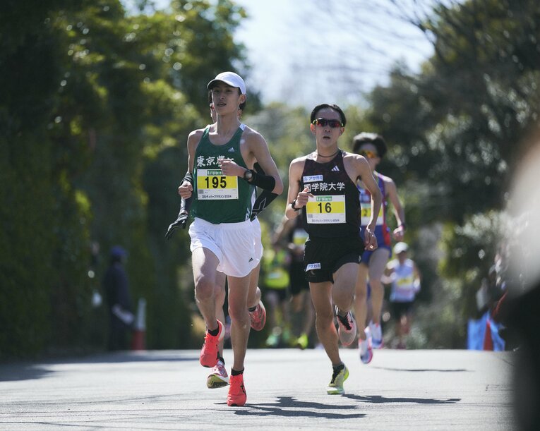 学生ハーフで63分03秒の記録で14位に入った2年生の高山豪起。箱根路では10区アンカーを務めた　©Yuki Suenaga