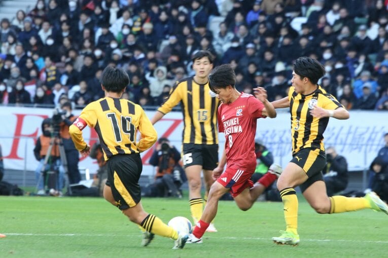 ドリブルだけでなく、シュートやパスの精度も高い　©︎Takahito Ando