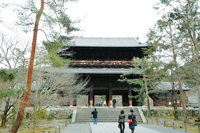阪田三吉と木村義雄の「伝説の7日間対局」の舞台となった京都・南禅寺 ／ photograph by Tamon Matsuzono