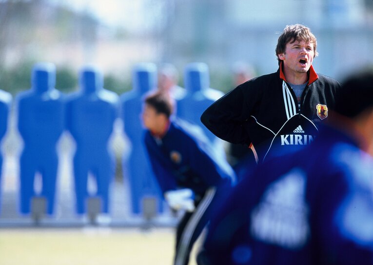 日本代表監督時代のフィリップ・トルシエ　©Sports Graphic Number