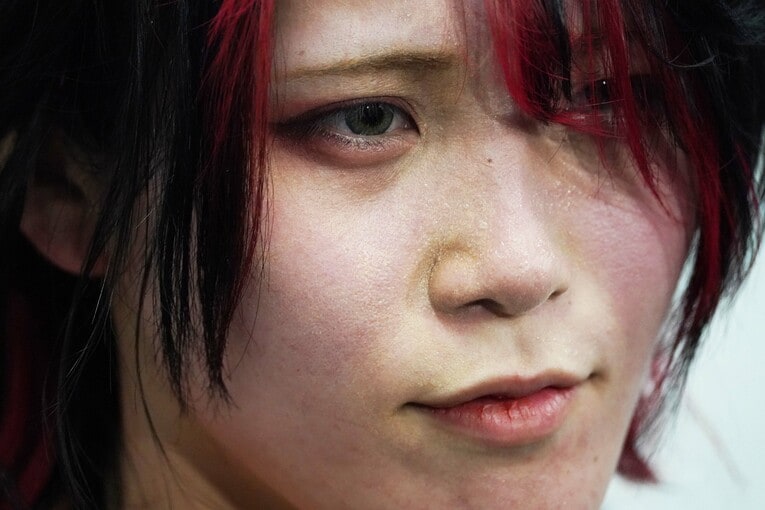 朱里との試合を終え、取材に応じる林下詩美