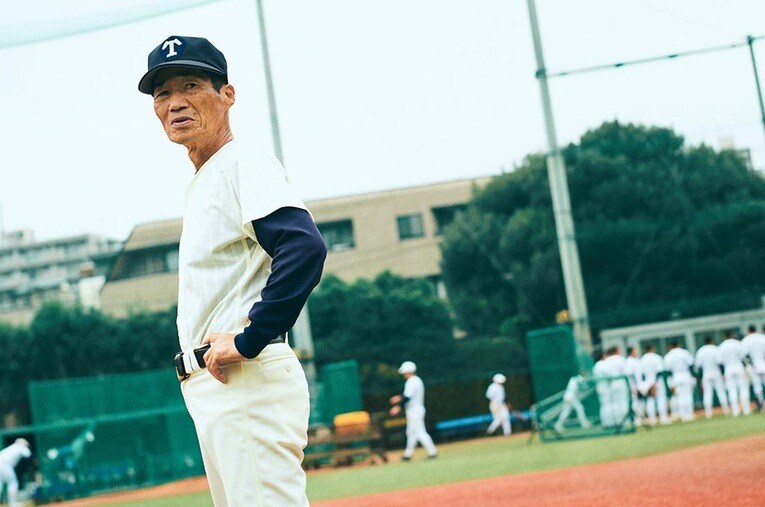 1989年夏、1992年春、1995年夏と全国制覇を3度成し遂げた帝京前監督の前田三夫。名将は最後の夏で負けた3年生にどのような言葉をかけているのか…？ ／ photograph by Yuji Ueno