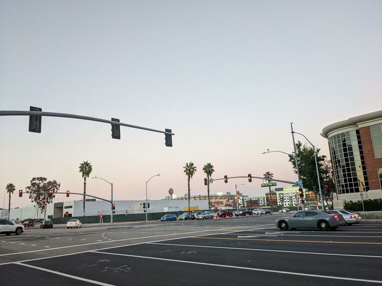 大谷翔平を現地観戦しに、コロナ禍後初めて渡米したら…「円安で水が1000円!?」「アナハイムの熱気は“オオタニMVP”ムード」(7)