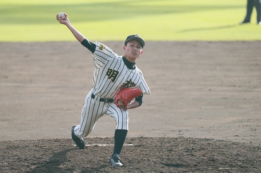 花巻東vs 明桜で見た4人の投手 名門校でさえブランクは大きいのか ドラフト会議 高校野球 Number Web ナンバー