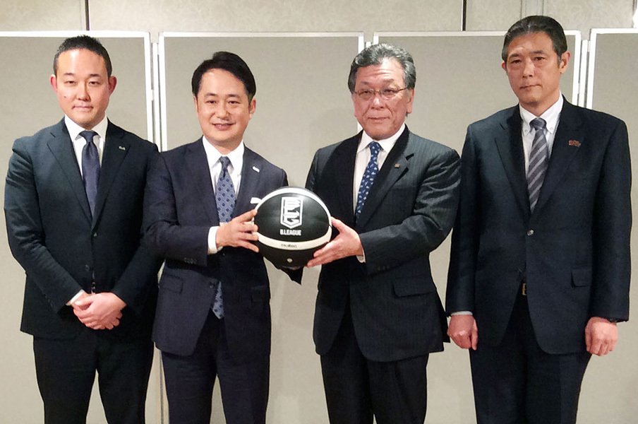 DeNA“バスケ買収”への違和感。「横浜スポーツタウン構想」は?<Number Web> photograph by Kyodo News