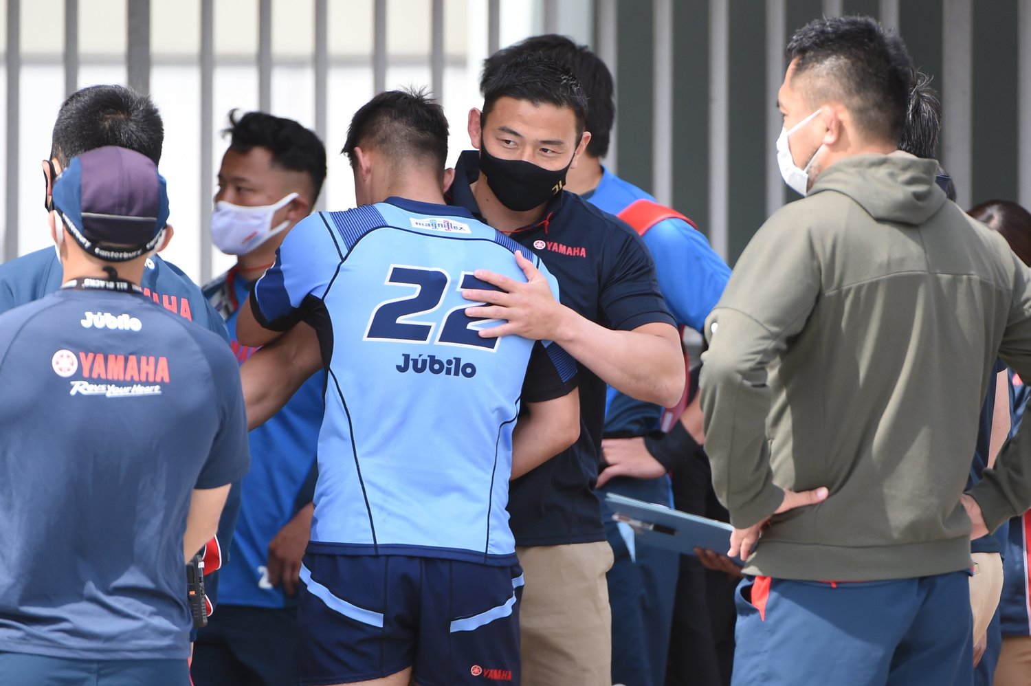 現役最後となった試合をスタンドで見守った五郎丸。後輩たちへ思いを託した　©︎Itaru Chiba