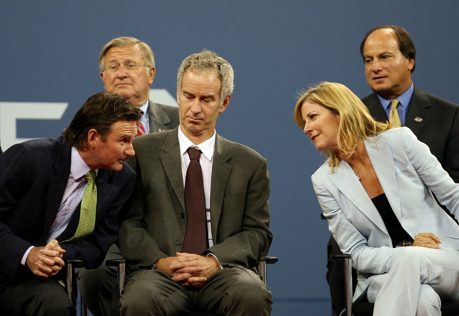 マッケンロー(中央)とエバート(右)と。コナーズは今もポッドキャストなどで発信を続け、今回の全米オープンの事前予想も自身のチャンネルで行った ©Getty Images