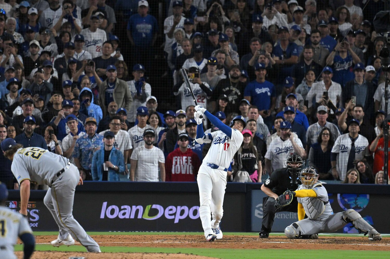 現場で見た！ ドジャース大谷翔平「史上最高試合の3本塁打」をNHK解説者・小早川毅彦氏が完全分析「準備の一発、消失の一発、確認の一発だ」＜Number Web＞ photograph by JIJI PRESS