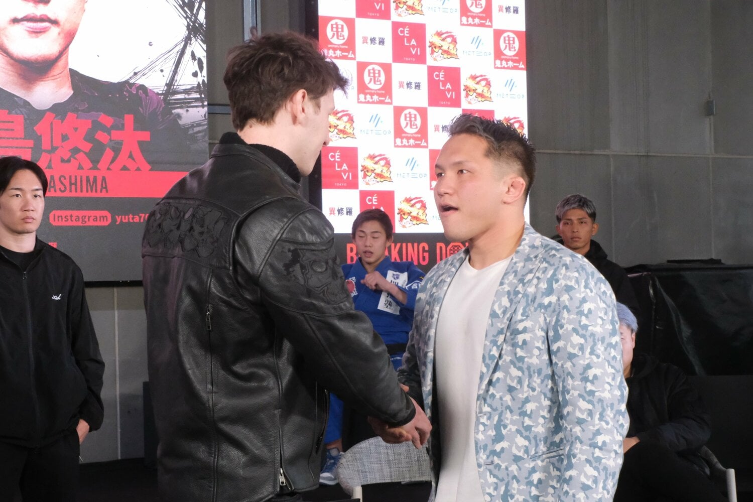 前日会見で向き合う川島とポーランドの刺客　©Norihiro Hashimoto