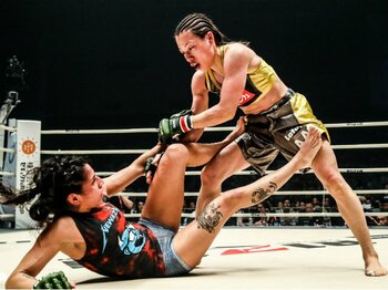 “世界一の女”浜崎朱加が直面した、“ジャパン”のRIZINで輝く難しさ。＜Number Web＞ photograph by Susumu Nagao