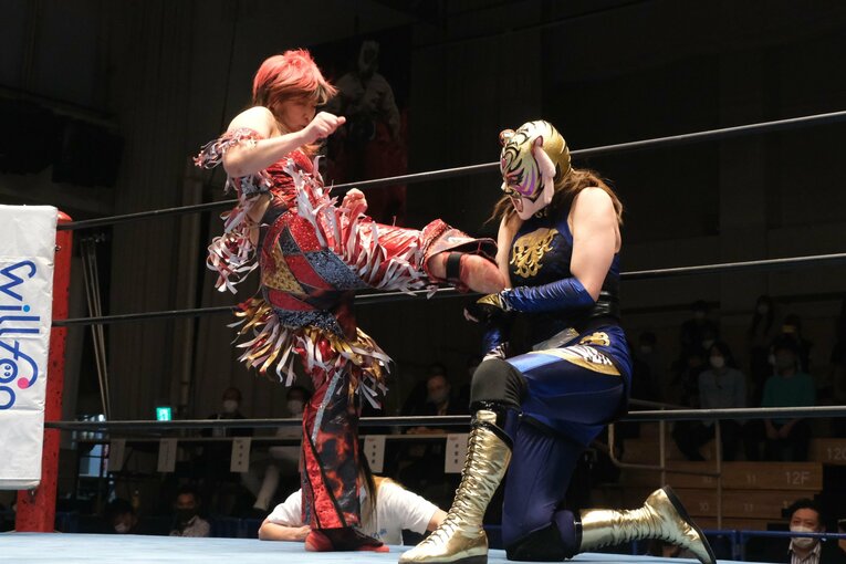 「タイガー・クイーンの涙を見た」佐山聡考案の“新技”で勝利も…彩羽匠戦で崩れかけた女性版タイガーマスクの“謎”(37)