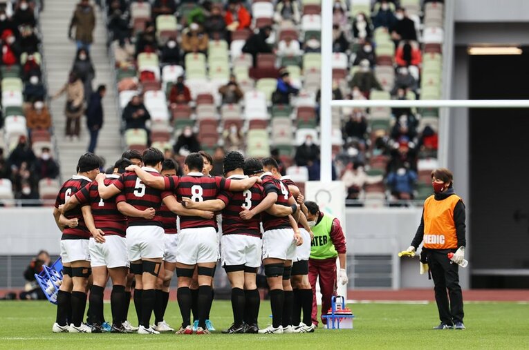 選手権連覇とはならなかったが、丸尾主将を中心に難しいシーズンを乗り越えてきた早稲田ラグビー部 ／ photograph by SportsPressJP/AFLO