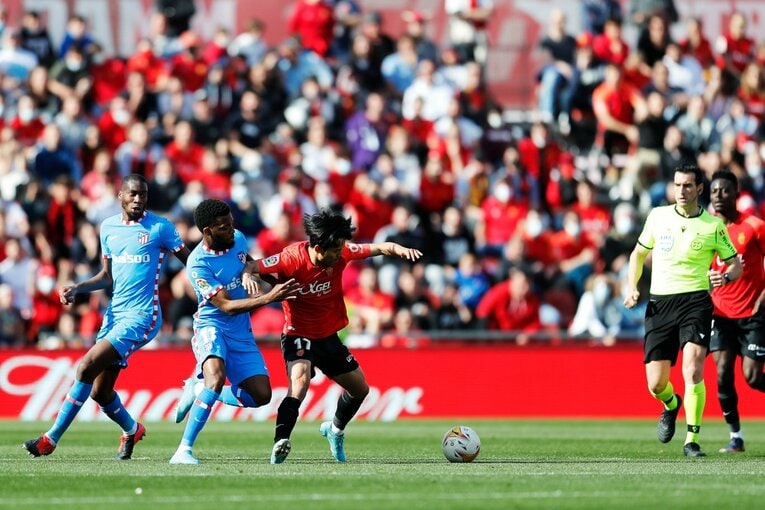 「クボは気合が入っていなかった」と言われたけど… 久保建英の“超集中”に元日本代表監督アギーレが拍手したワケ〈撮影者の視点〉(14)