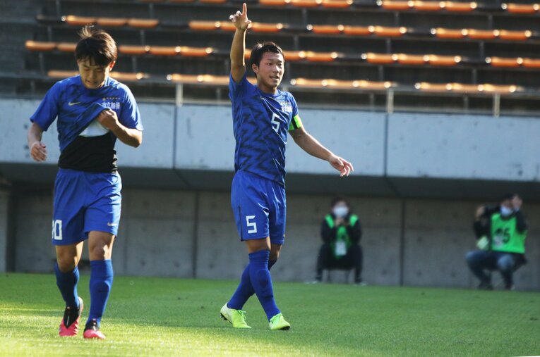 市立船橋キャプテン・石田侑資　©Takahito Ando