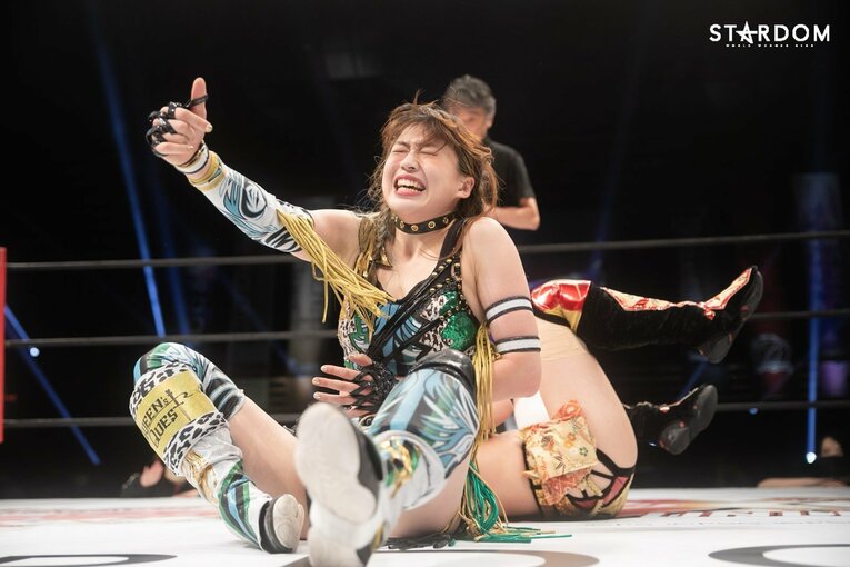 シンデレラトーナメントで優勝した際の上谷　©STARDOM