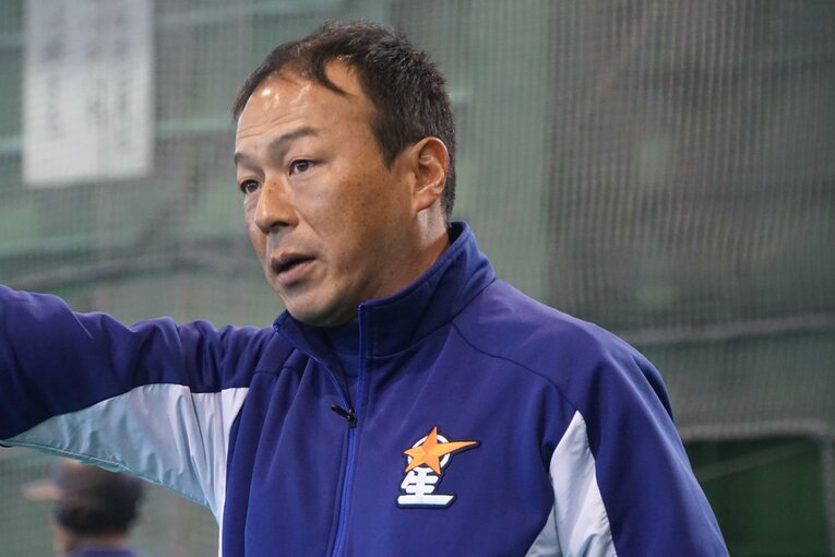 2023年春から星稜を率いる山下智将監督。松井秀喜を育てた山下智茂氏の息子 ©Kei Nakamura