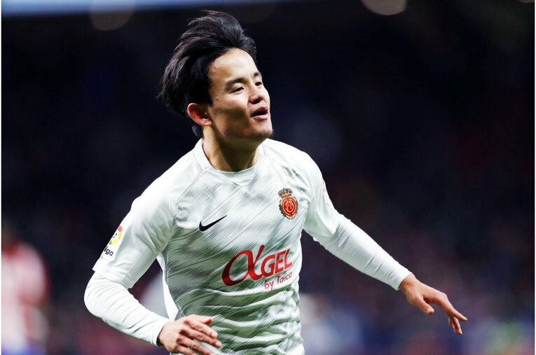 久保建英が“鉄壁アトレティコDF”をミスらせた　今季初ゴール写真に感じる「タケの厄介さ」とは〈撮影者の視点〉(40)