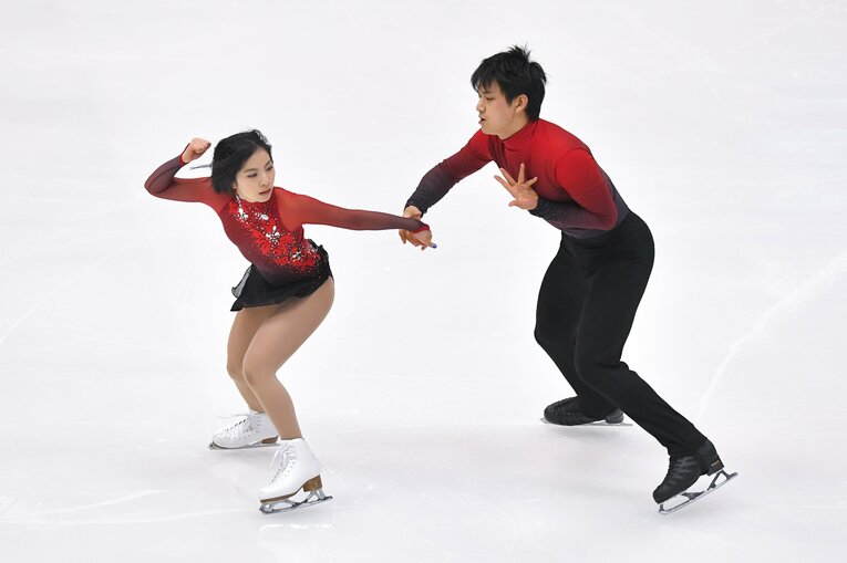 【りくりゅうレア写真】2019年、NHK杯で　©Getty Images