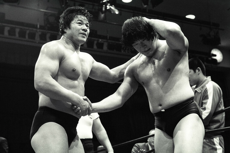 1982年12月19日、後楽園ホール。藤波辰巳のWWFインターナショナル・ヘビー級王座に挑んだ木村健悟　©Essei Hara