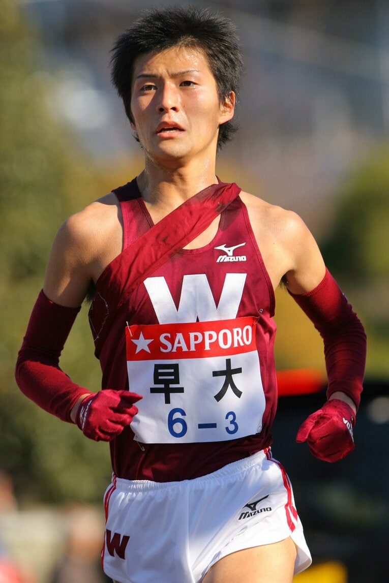 2008年、箱根路を駆ける早稲田大の竹澤健介　©AFLO SPORT