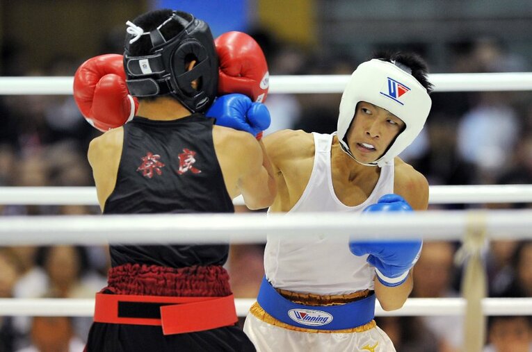 「美ら島沖縄総体2010」に出場した高校2年生の井上尚弥。高校生史上初の「アマ7冠」を達成し、2012年に鳴り物入りでプロデビューした ／ photograph by AFLO SPORT