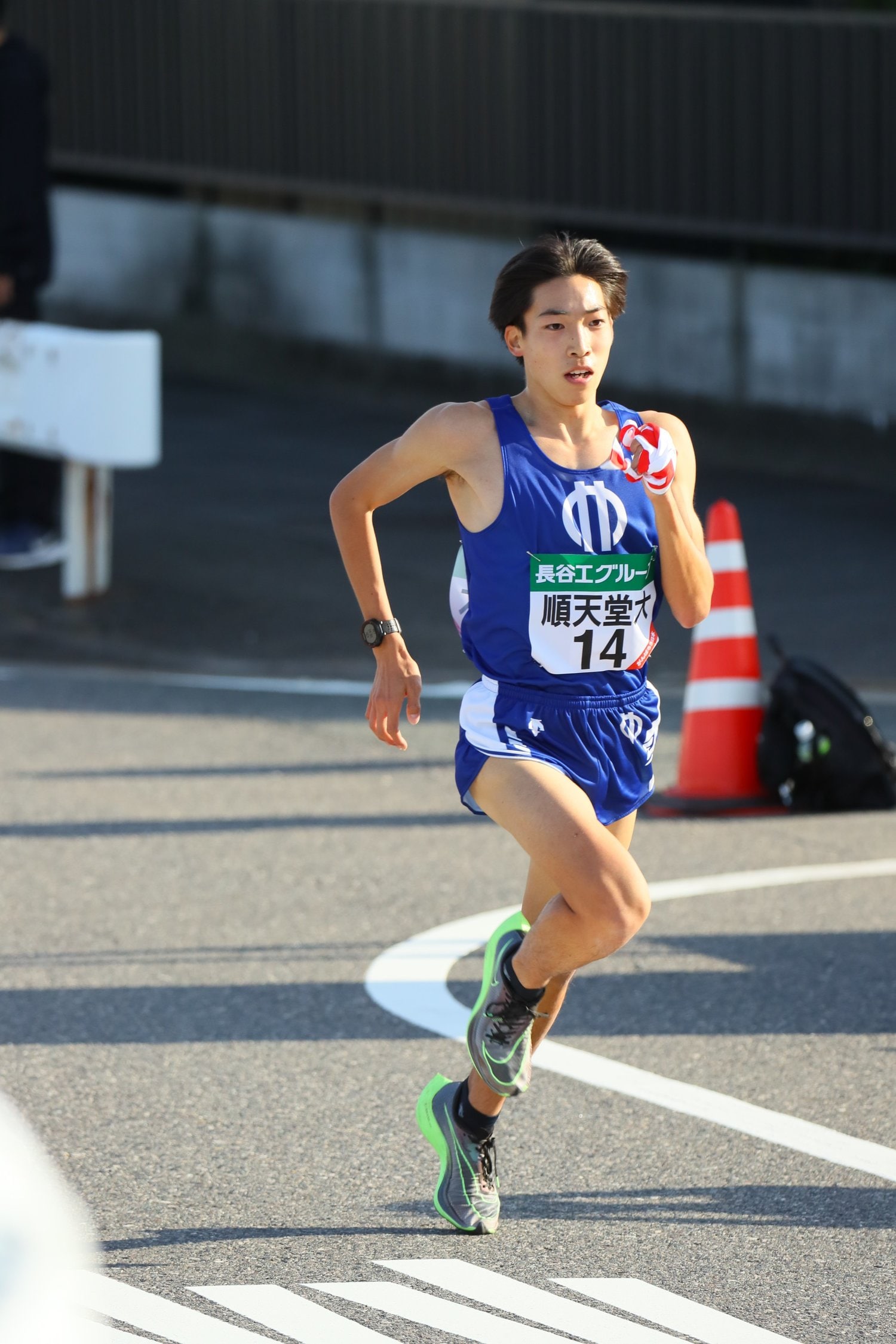 昨年大会では2区を走った三浦。先日の出雲は怪我のために出場を見送ったが、果たして全日本でどんな走りを見せるのか？　©JMPA